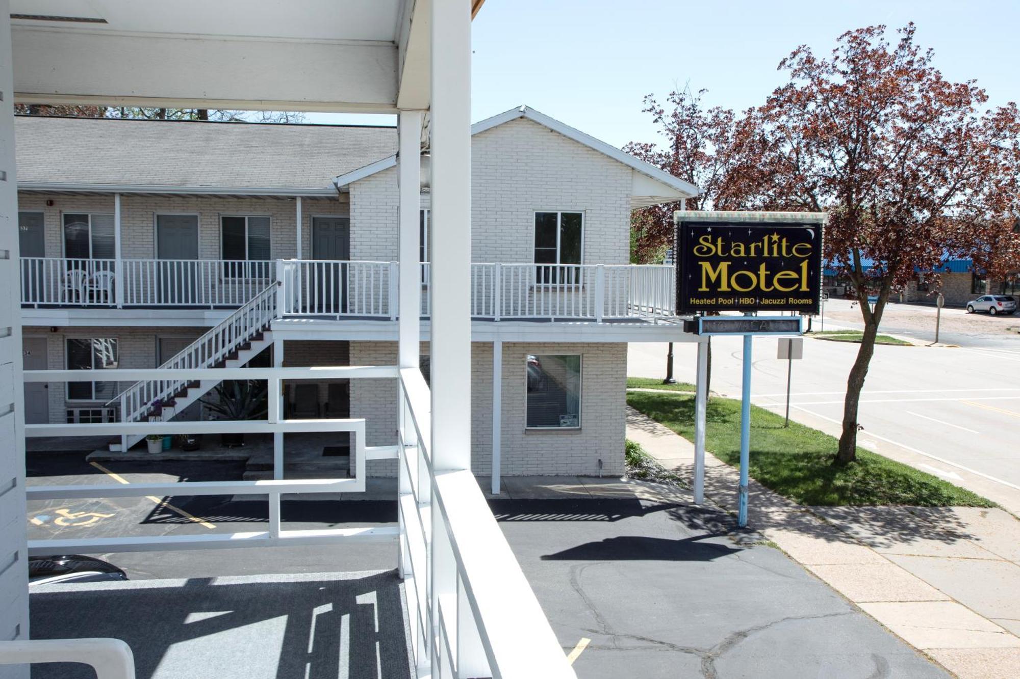 Starlite Motel Уисконсин Делс Екстериор снимка