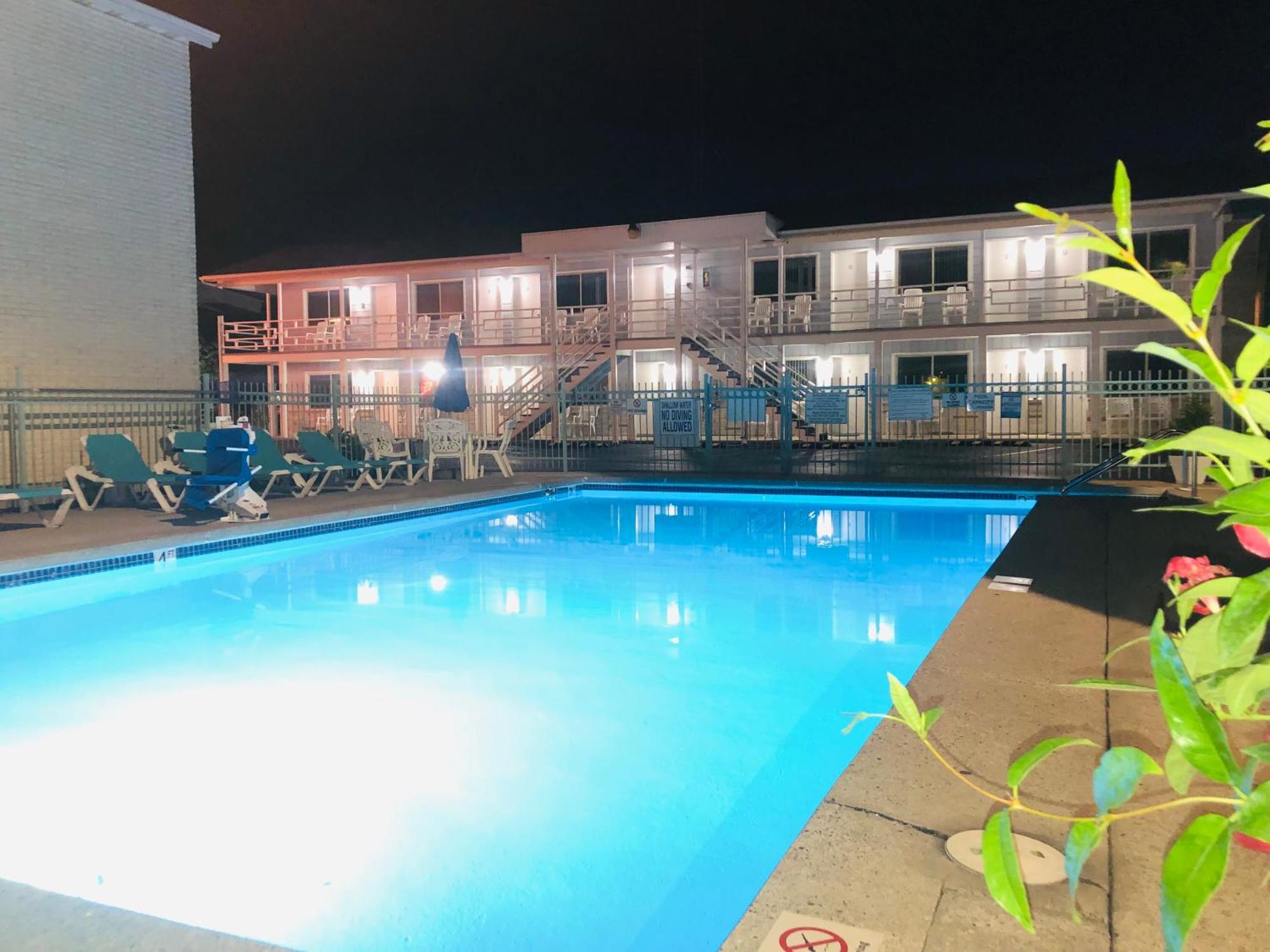 Starlite Motel Уисконсин Делс Екстериор снимка